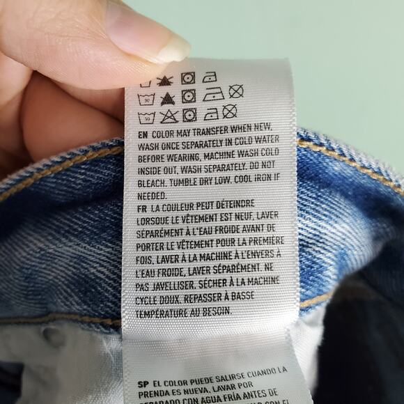 American Eagle Outfitters Light Wash Distressed Mom Jeans Size 12 - Picture 6 of 7